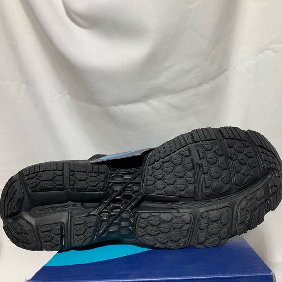 NEW ASICS Gel Kanayo size 11.5 - Picture 5 of 7